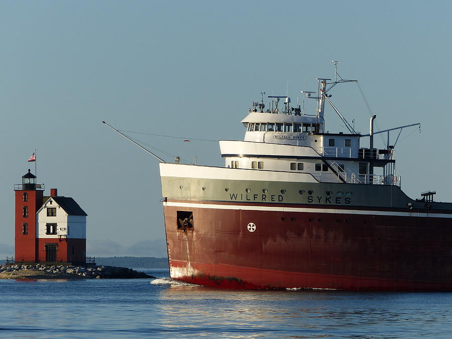 Mighty Sykes, photograph by Robert McGreevy